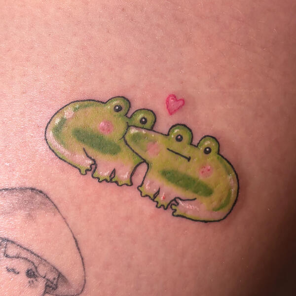 Gummy frogs